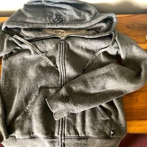 Aritzia zip hoodie